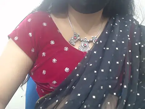 Lovely Siri 23 online show from 05-11-26, 02:45