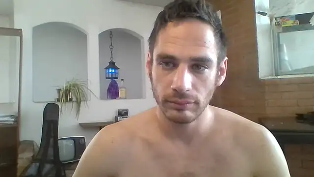 Snapshot of Stevenson988 chatting on 10-04-25, 04:05 Stevenson988 online show from 10-04-25, 04:05