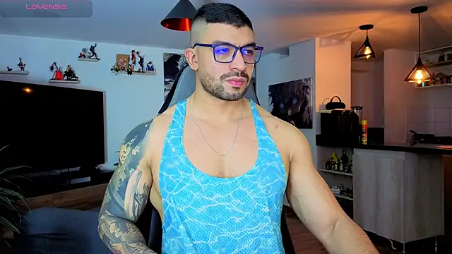 Michael Diamond online show from 12-20-25, 02:40