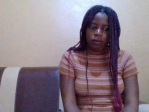 sweetbabra1 online show from 10-21-25, 07:31