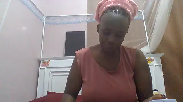 Snapshot of sweet-fancy chatting on 07-28-26, 05:56 sweet-fancy online show from 07-28-26, 05:56
