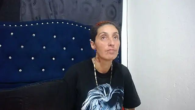 anyu1306 online show from 12-18-24, 02:32