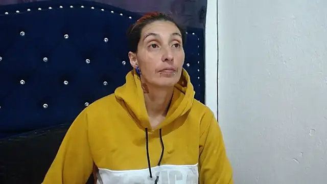 anyu1306 online show from 12-24-24, 02:33