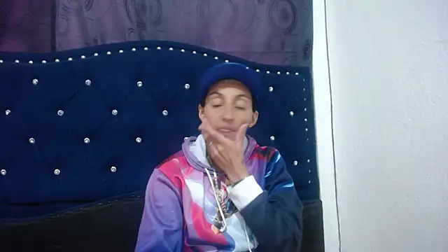 anyu1306 online show from 12-28-24, 04:09