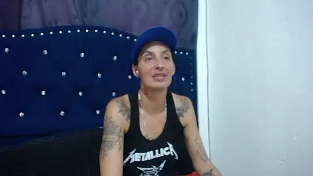 anyu1306 online show from 12-28-24, 07:11