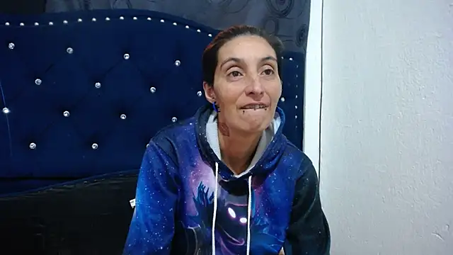 anyu1306 online show from 01-16-25, 07:17