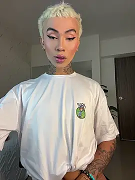 Miss sagitario online show from 04-15-26, 11:50