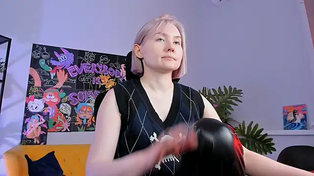 ReiYosimoto online show from 02-15-25, 11:39