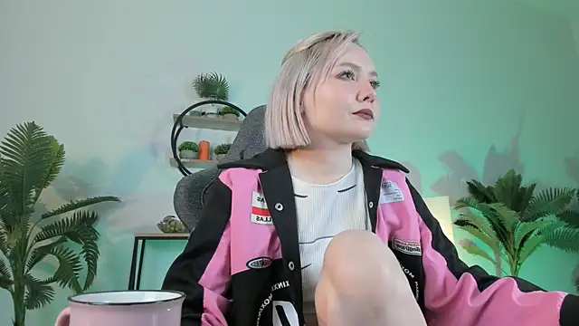 ReiYosimoto online show from 03-15-25, 11:40