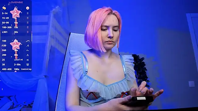 ReiYosimoto online show from 10-09-25, 12:03