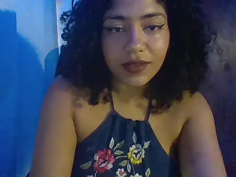 Snapshot of savanahottie chatting on 11-25-25, 09:42 savanahottie online show from 11-25-25, 09:42