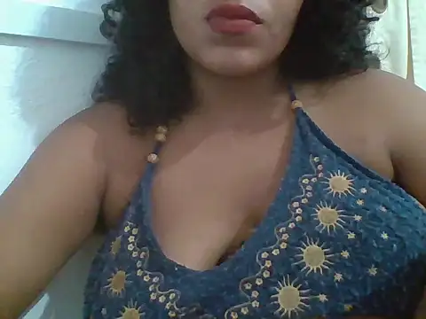 Snapshot of savanahottie chatting on 02-14-26, 10:28 savanahottie online show from 02-14-26, 10:28