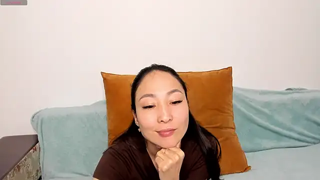 1reisatumi  online show from 04-25-26, 07:11