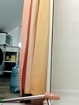 Snapshot of JOHANNA9MOI02 chatting on 01-14-26, 12:33 JOHANNA9MOI02 online show from 01-14-26, 12:33