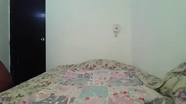 Ashaichious online show from 02-25-26, 08:40