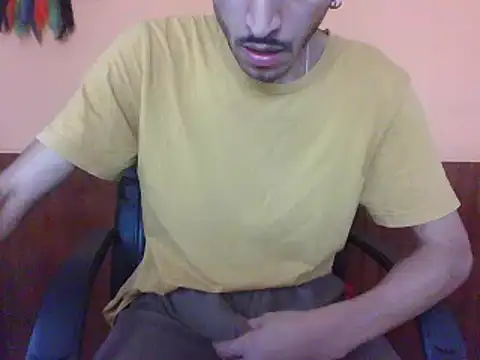 Snapshot of MisterMister45 chatting on 07-07-26, 08:02 MisterMister45 online show from 07-07-26, 08:02