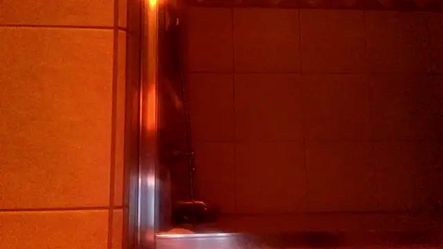 Snapshot of KloudynKinky chatting on 02-10-26, 08:29 KloudynKinky online show from 02-10-26, 08:29