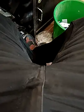 u wan me online show from 10-29-25, 08:05