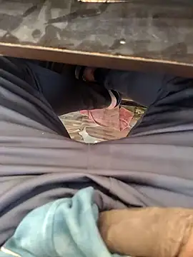 u wan me online show from 04-29-26, 07:01