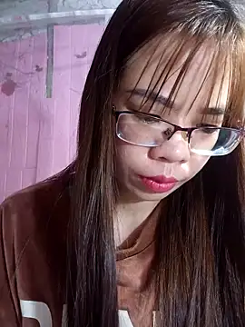   Mai-love19   online show from 02-20-25, 11:54