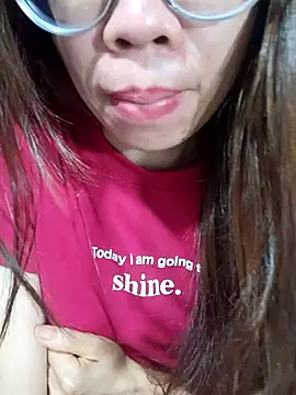   Mai-love19   online show from 04-27-26, 10:41