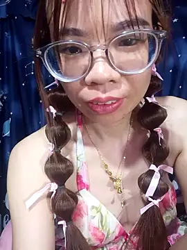 Snapshot of __Mai-love19__ chatting on 05-13-26, 10:27 Mai-love19 online show from 05-13-26, 10:27