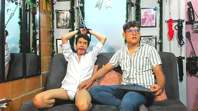 dom2travelersss online show from 01-06-25, 02:14