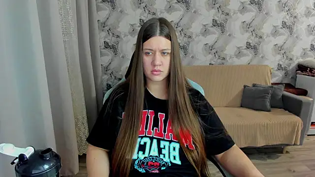 Snapshot of Lis_Kollen chatting on 10-07-25, 12:24 Lis Kollen online show from 10-07-25, 12:24