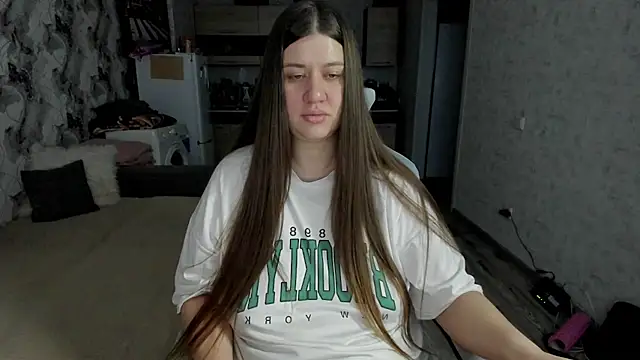 Snapshot of Lis_Kollen chatting on 11-23-25, 10:04 Lis Kollen online show from 11-23-25, 10:04