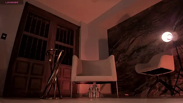 AmyArmstrong online show from 02-01-25, 03:08