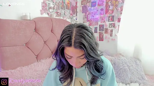 natalie jaensen online show from 03-14-25, 05:57