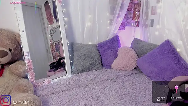 natalie jaensen online show from 10-09-25, 06:17