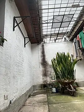 Snapshot of oliver_price1 chatting on 09-23-25, 04:10 oliver price1 online show from 09-23-25, 04:10