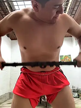 Snapshot of oliver_price1 chatting on 10-17-25, 08:11 oliver price1 online show from 10-17-25, 08:11