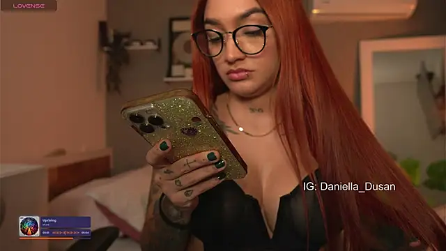 Snapshot of DaniDusan_ chatting on 01-03-25, 09:47 DaniDusan online show from 01-03-25, 09:47