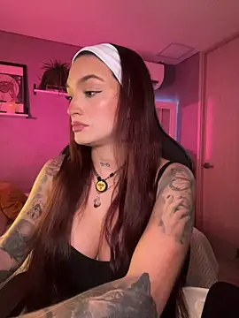 Snapshot of DaniDusan_ chatting on 01-31-26, 09:13 DaniDusan online show from 01-31-26, 09:13