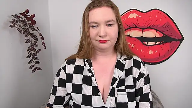 LaraDream online show from 02-28-26, 05:14