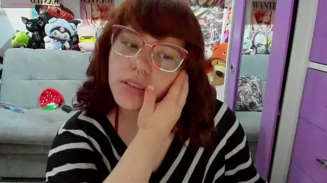 Snapshot of soficammy chatting on 12-30-24, 03:03 soficammy online show from 12-30-24, 03:03