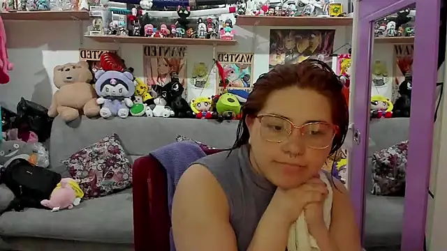 Snapshot of soficammy chatting on 01-21-25, 10:41 soficammy online show from 01-21-25, 10:41