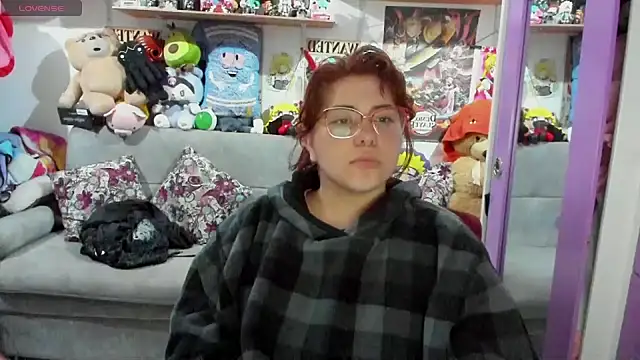 Snapshot of soficammy chatting on 01-27-25, 01:05 soficammy online show from 01-27-25, 01:05