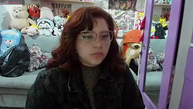 Snapshot of soficammy chatting on 02-05-25, 02:40 soficammy online show from 02-05-25, 02:40