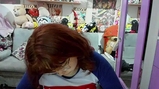 Snapshot of soficammy chatting on 02-06-25, 07:07 soficammy online show from 02-06-25, 07:07