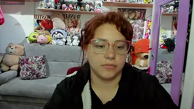 Snapshot of soficammy chatting on 02-09-25, 01:00 soficammy online show from 02-09-25, 01:00