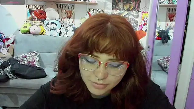 Snapshot of soficammy chatting on 02-10-25, 09:58 soficammy online show from 02-10-25, 09:58