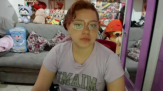 Snapshot of soficammy chatting on 02-23-25, 06:01 soficammy online show from 02-23-25, 06:01