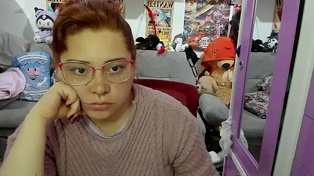 Snapshot of soficammy chatting on 02-24-25, 12:09 soficammy online show from 02-24-25, 12:09