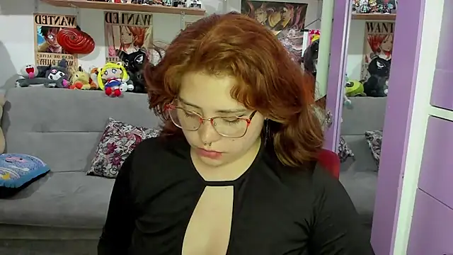 Snapshot of soficammy chatting on 03-04-25, 05:00 soficammy online show from 03-04-25, 05:00