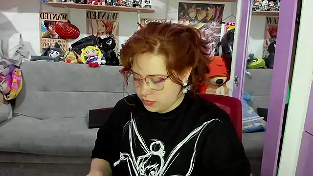 Snapshot of soficammy chatting on 03-05-25, 04:56 soficammy online show from 03-05-25, 04:56