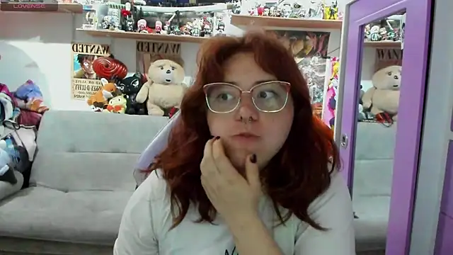 Snapshot of soficammy chatting on 03-17-25, 10:28 soficammy online show from 03-17-25, 10:28