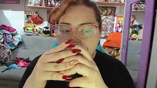 Snapshot of soficammy chatting on 09-14-25, 07:24 soficammy online show from 09-14-25, 07:24